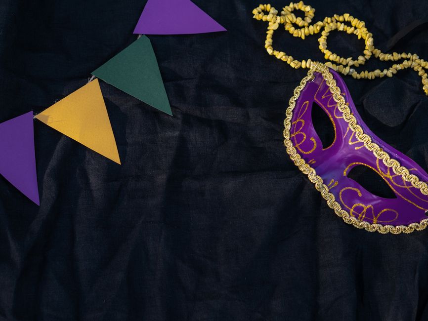 The Complete Guide to Costume Accessories That Make Your Outfit Stand Out